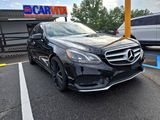 Used 2015 Mercedes-Benz E 400 Sedan w/ Keyless Go Package image 2