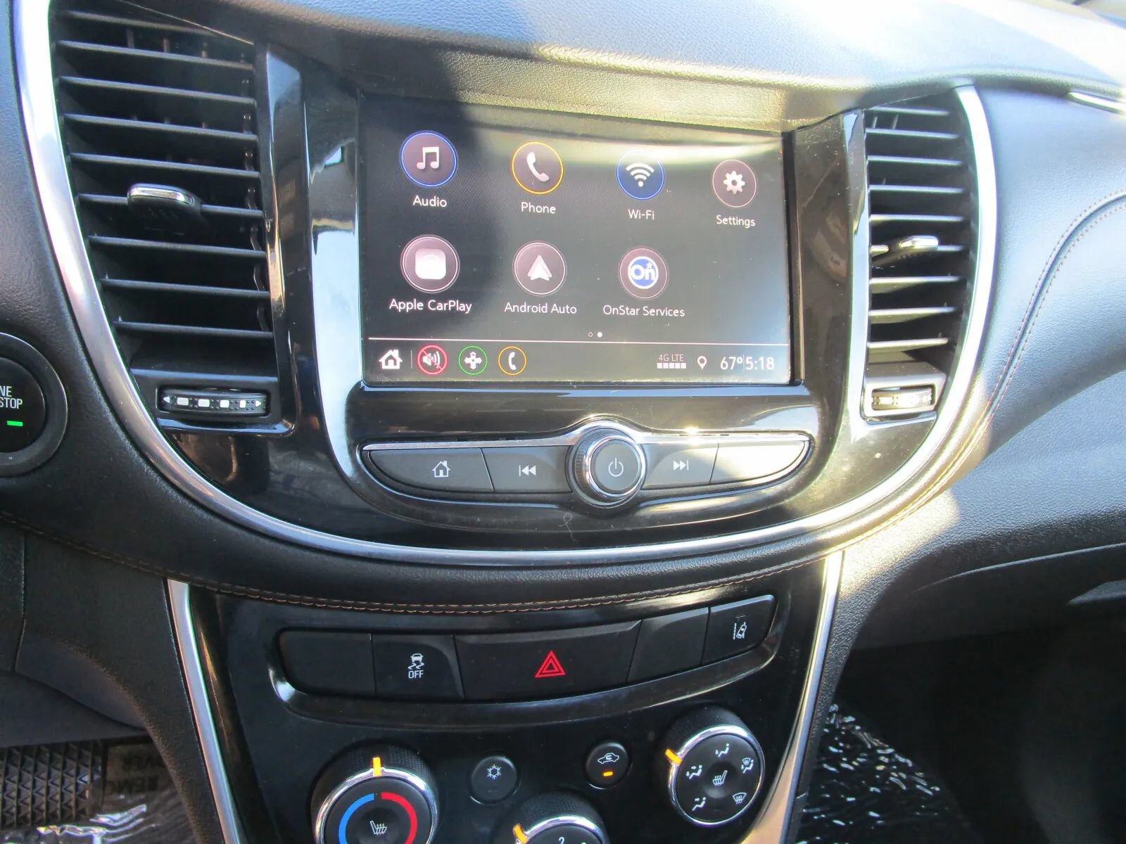 Used 2020 Chevrolet Trax Premier AWD/4WD image 16