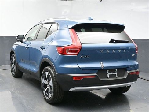 New 2024 Volvo XC40 B5 Plus w/ Protection Package Premier image 6