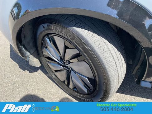 Used 2023 Nissan Ariya AWD image 19