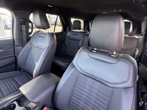 Used 2025 Ford Explorer ST-Line w/ Premium Package image 21