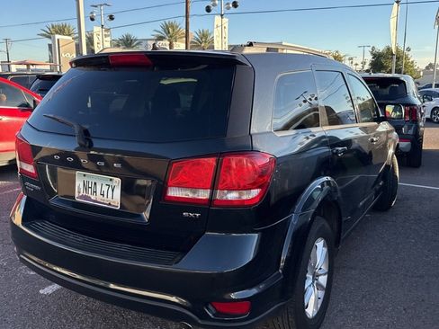 Used 2013 Dodge Journey SXT w/ Flexible Seating Group image 14