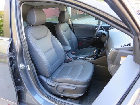 Used 2017 Hyundai Ioniq Limited w/ Ultimate Package 03 image 10