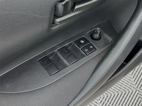 Certified 2024 Toyota Corolla LE image 18