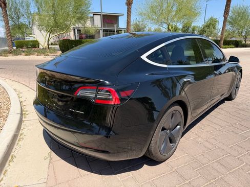 Used 2018 Tesla Model 3 Long Range AWD/4WD image 3