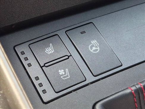 Used 2020 Lexus IS 350 F Sport w/ F Sport Package RWD image 14