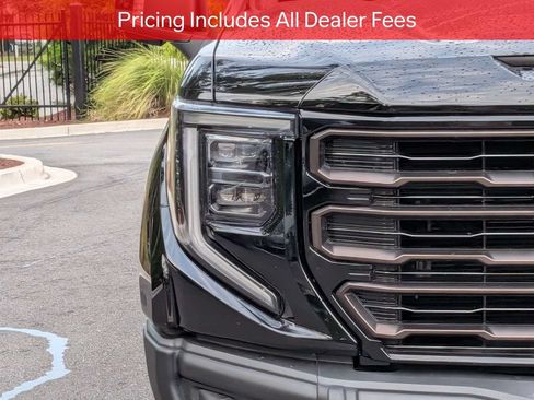 Used 2025 GMC Sierra 1500 AT4X AWD/4WD image 10