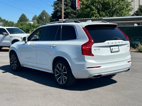 Used 2017 Volvo XC90 T6 Momentum w/ Vision Package AWD/4WD image 6