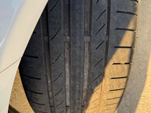 Used 2015 Mercedes-Benz C 400 4MATIC image 33