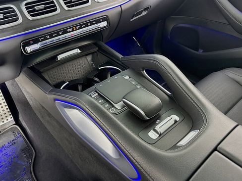 Certified 2025 Mercedes-Benz GLS 450 4MATIC image 7
