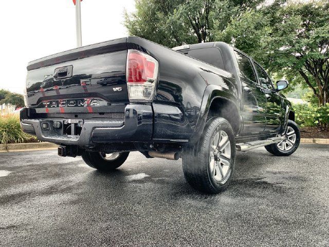 Used 2018 Toyota Tacoma Limited RWD image 8
