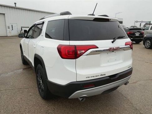 Used 2019 GMC Acadia SLT image 39