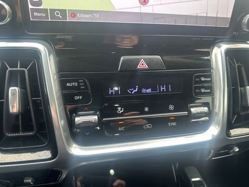 Used 2022 Kia Sorento SX Prestige image 26