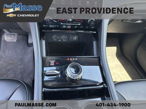 Used 2023 Jeep Grand Cherokee L Limited w/ Trailer Tow Group (B) AWD/4WD image 12