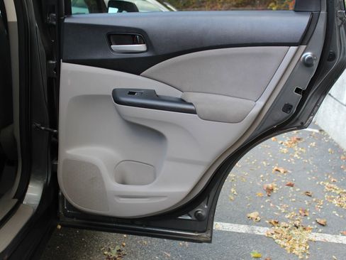 Used 2014 Honda CR-V EX image 16