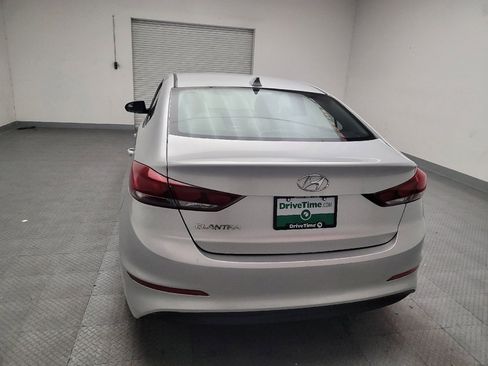 Used 2017 Hyundai Elantra SE image 6