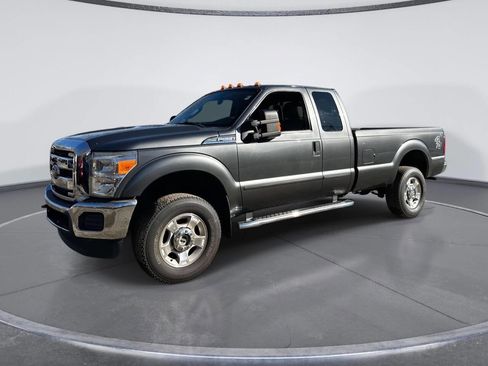 Used 2016 Ford F350 XLT image 1