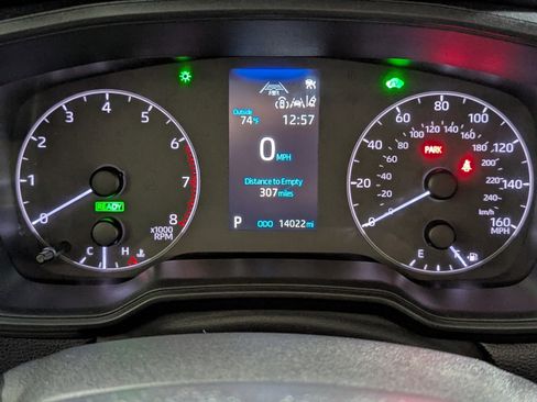 Used 2025 Toyota Corolla Cross AWD Hybrid image 15