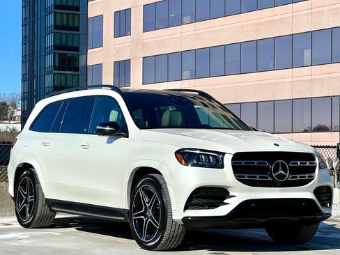Certified 2023 Mercedes-Benz GLS 580 GLS 580 image 1