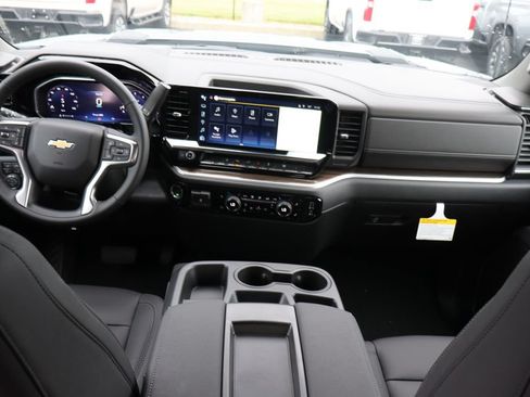 New 2026 Chevrolet Silverado 2500 LT w/ All Star Edition AWD/4WD image 17