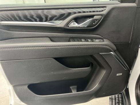 Used 2023 GMC Yukon Denali image 11