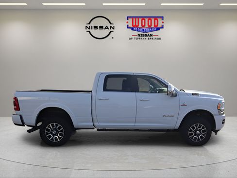 Used 2024 RAM 3500 Limited AWD/4WD image 2