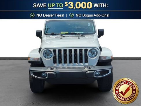 Used 2023 Jeep Gladiator Overland AWD/4WD image 11