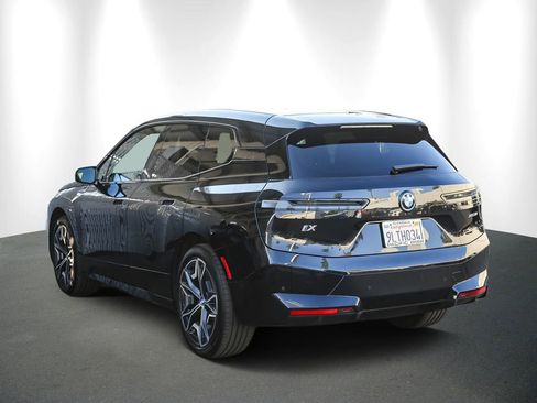 Used 2025 BMW iX xDrive50 AWD/4WD image 4