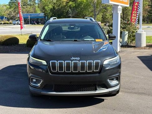 Used 2019 Jeep Cherokee Limited image 8