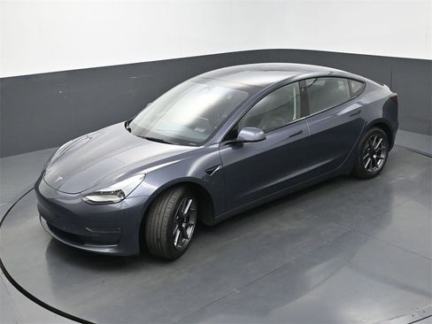 Used 2022 Tesla Model 3 Long Range image 28
