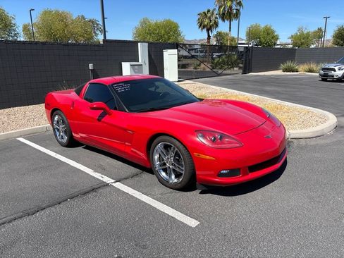 Used 2009 Chevrolet Corvette Coupe RWD image 2