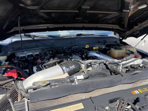 Used 2016 Ford F250 Lariat w/ Lariat Ultimate Package image 14