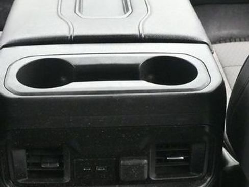 Used 2021 Chevrolet Silverado 1500 RST image 24