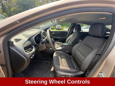 Used 2024 Chevrolet Malibu LT FWD image 15