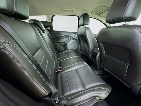 Used 2015 Ford Escape SE w/ Equipment Group 201A FWD image 34
