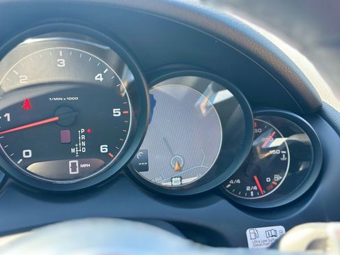 Used 2015 Porsche Cayenne Diesel image 37