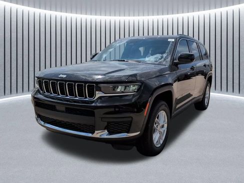 New 2026 Jeep Grand Cherokee L Laredo AWD/4WD image 17
