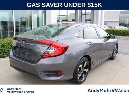 Used 2018 Honda Civic Touring image 6