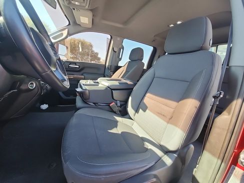 Used 2022 Chevrolet Silverado 2500 LT w/ Convenience Package image 11