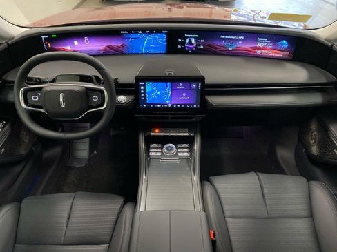 New 2026 Lincoln Nautilus Reserve image 17