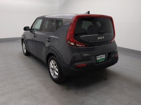 Used 2022 Kia Soul LX w/ Technology Package FWD image 5