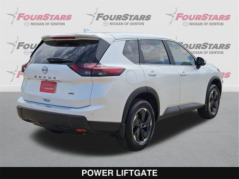 New 2026 Nissan Rogue SV image 5
