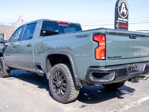 Used 2025 Chevrolet Silverado 2500 LT w/ Trail Boss Package image 4