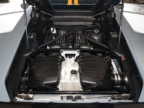 Used 2023 Lamborghini Huracan Tecnica RWD image 30