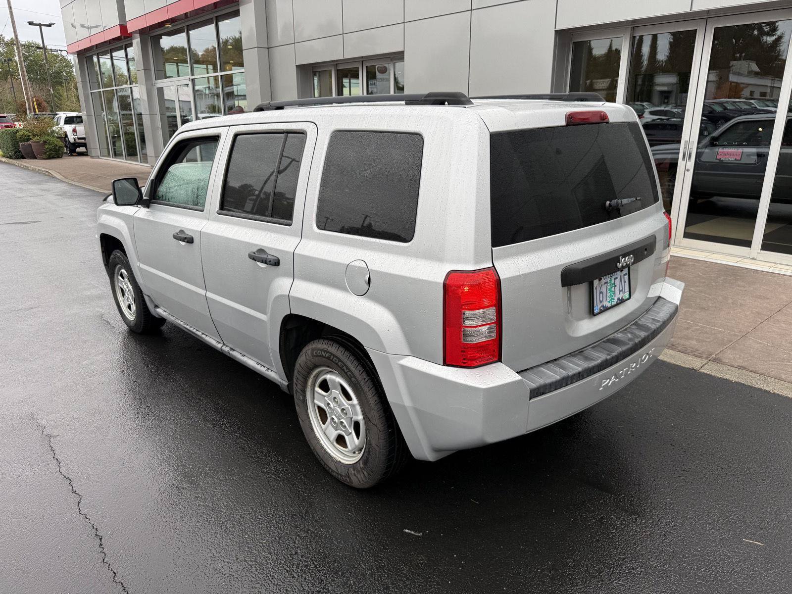 Used 2010 Jeep Patriot Sport FWD image 3