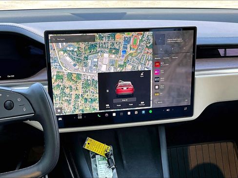 Used 2022 Tesla Model X image 7