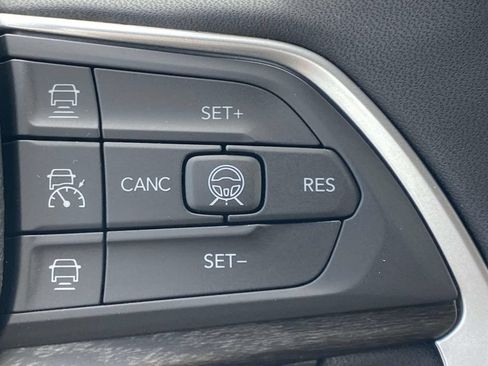 New 2026 Jeep Grand Cherokee Limited w/ Limited Altitude Package RWD image 28
