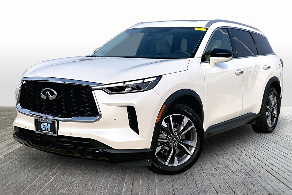 Certified 2024 INFINITI QX60 Luxe w/ Vision Package AWD/4WD image 3