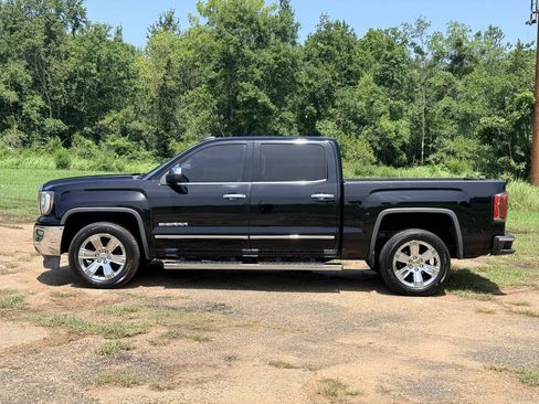 Used 2018 GMC Sierra 1500 SLT w/ Enhanced Driver Alert Package RWD image 2