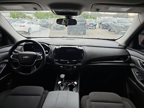 Used 2021 Chevrolet Traverse LT AWD/4WD image 7